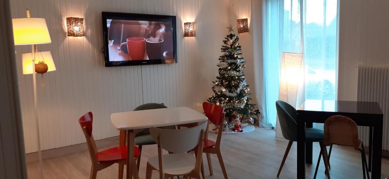 Fuzei Hotel Lorient-Ланестер Экстерьер фото