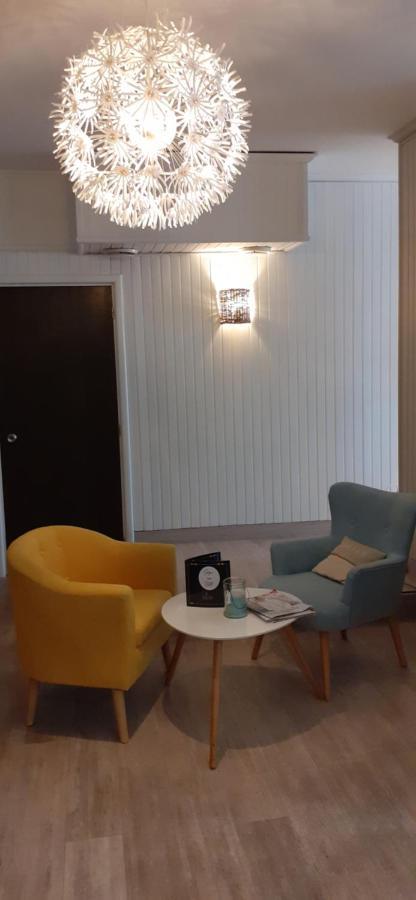Fuzei Hotel Lorient-Ланестер Экстерьер фото