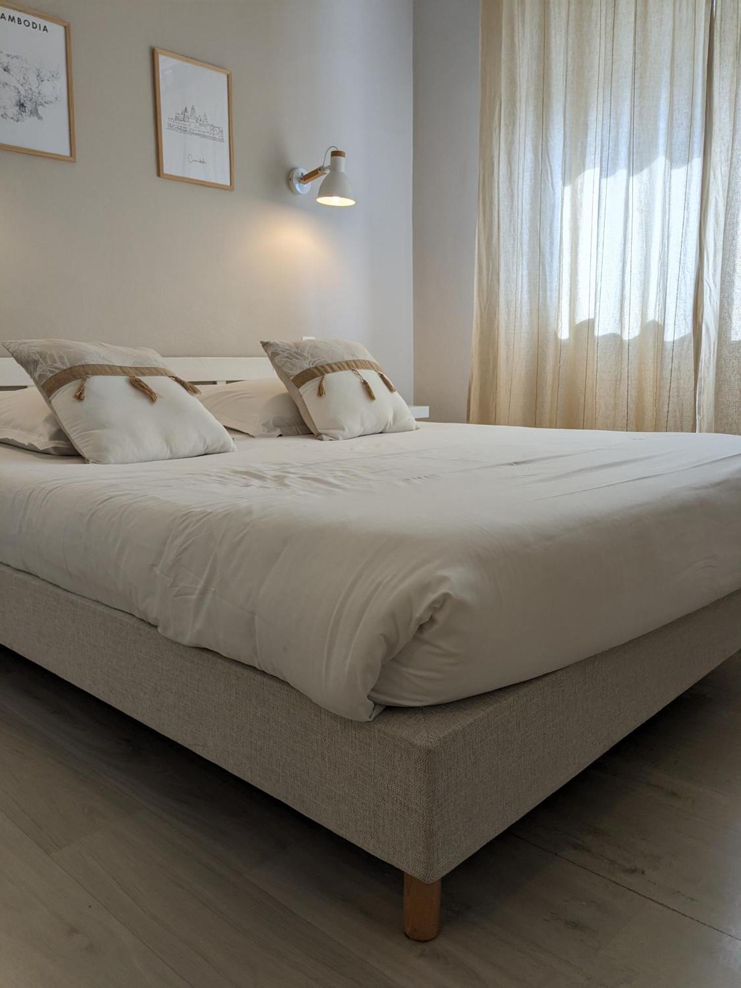 Fuzei Hotel Lorient-Ланестер Экстерьер фото